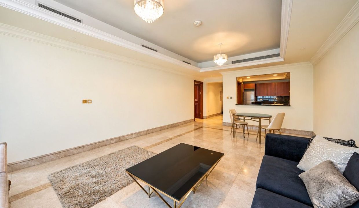 Spacious 1BR | Fairmont Residences North-5