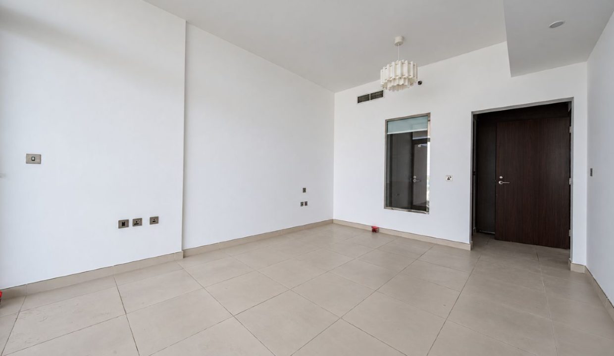 Sea View | Spacious 1BR | Azure Residences-7
