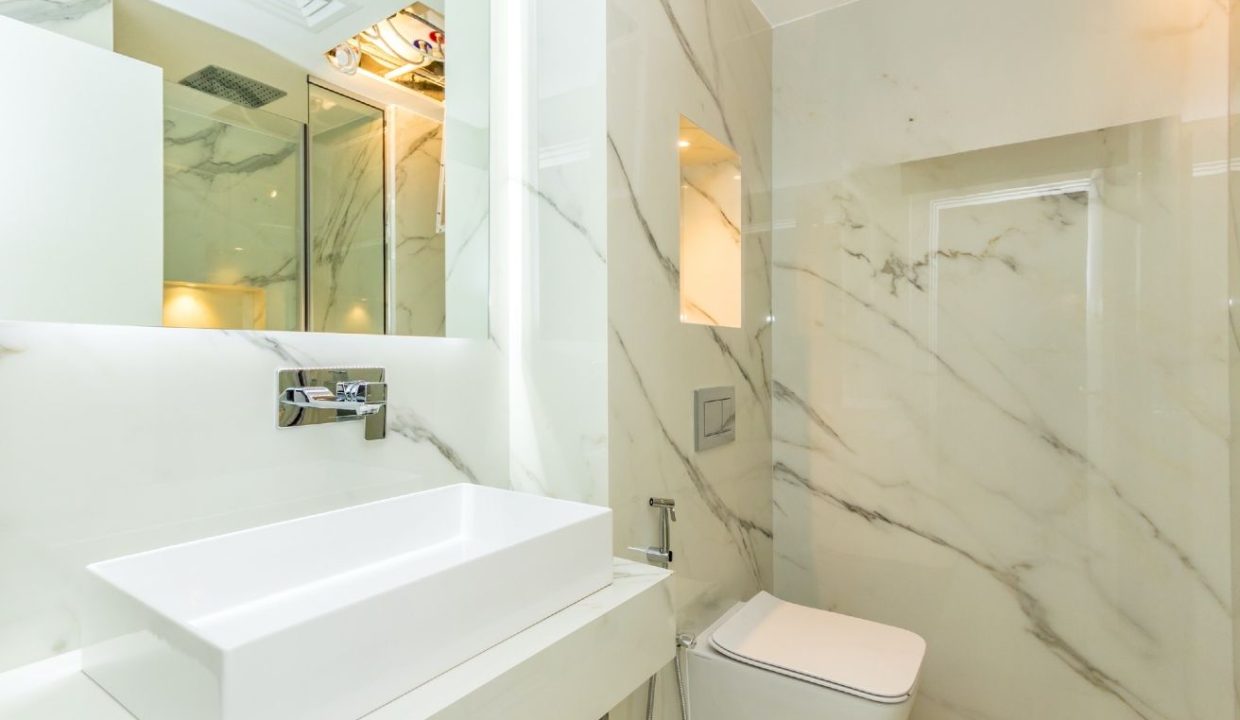 Fully Upgraded Studio for Rent in Manara 1-12